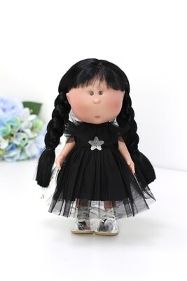 Кукла Мия в образе Уэнсдей, Mia, Nines d'Onil, 30 см. Упаковка подарочная коробка
