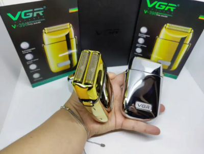 VGR V-398 - CORDLESS PROFESSIONAL HAIR SHAVER