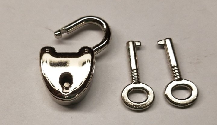Heart Nickel Plated Chrome Pad Lock shine fancy keys jewelry box pouch small tiny