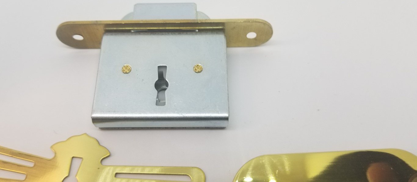 Roll Top Desk Lock Set Rounded Plates    M1802 