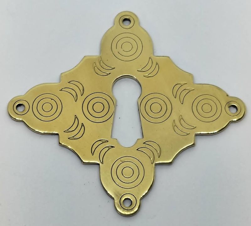 Colonial Revival Early American Keyhole Cover OR Single Post Teardrop Pendant Pull Solid Brass chased diamond-shaped plate antique vintage retro fancy decorative knob handle century modern hanging