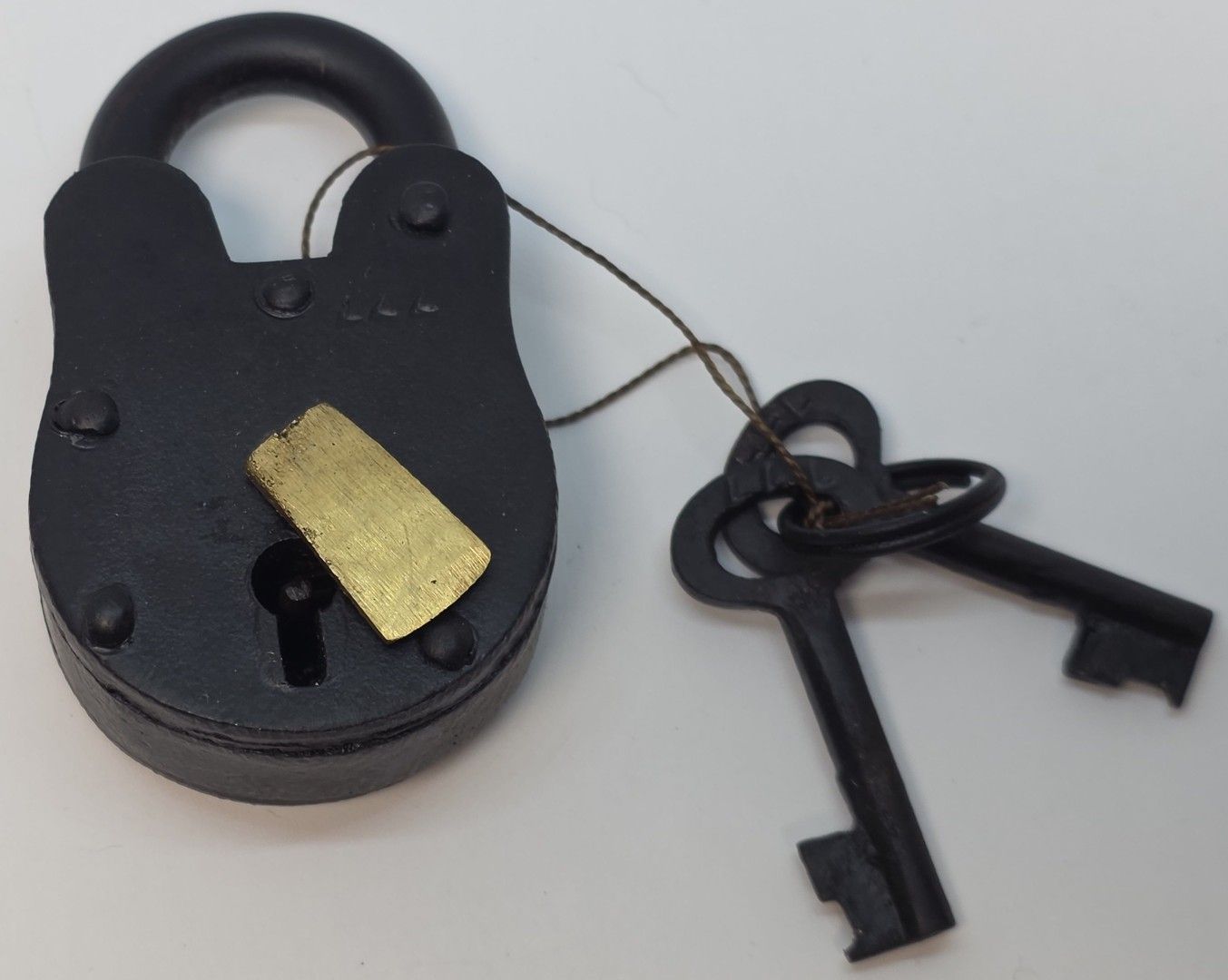 Black 3" PadLock antique vintage retro fancy pirate drawbolt keys decor fancy treasure chest trunk rustic iron pad lock