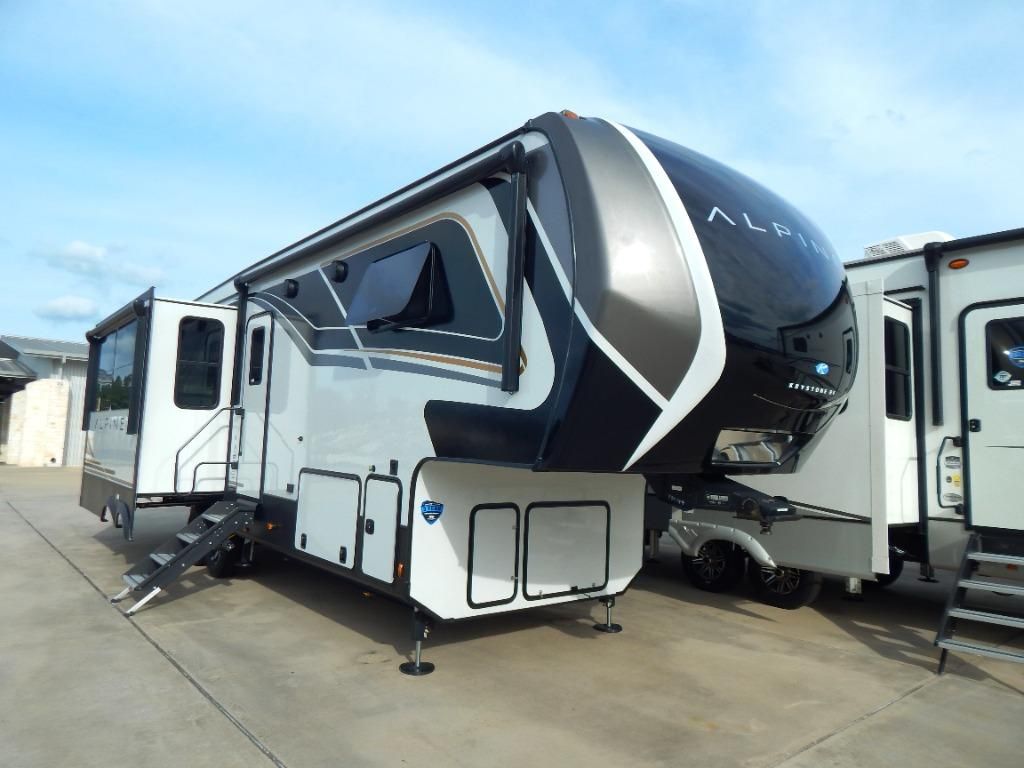 2024 KEYSTONE ALPINE 3011CK
