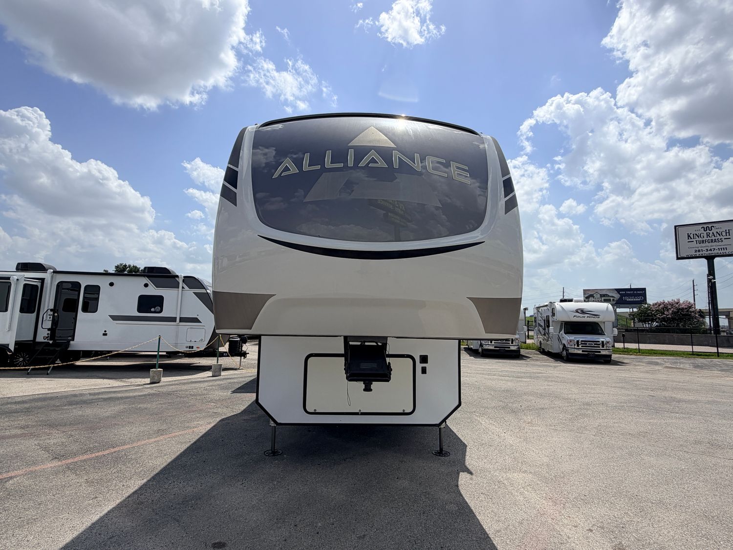 2021 Alliance RV Paradigm 370FB
