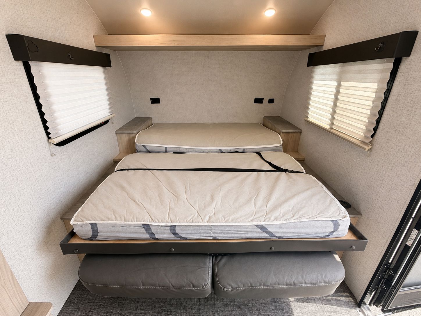 2021 Winnebago Industries Towables Hike H210RB