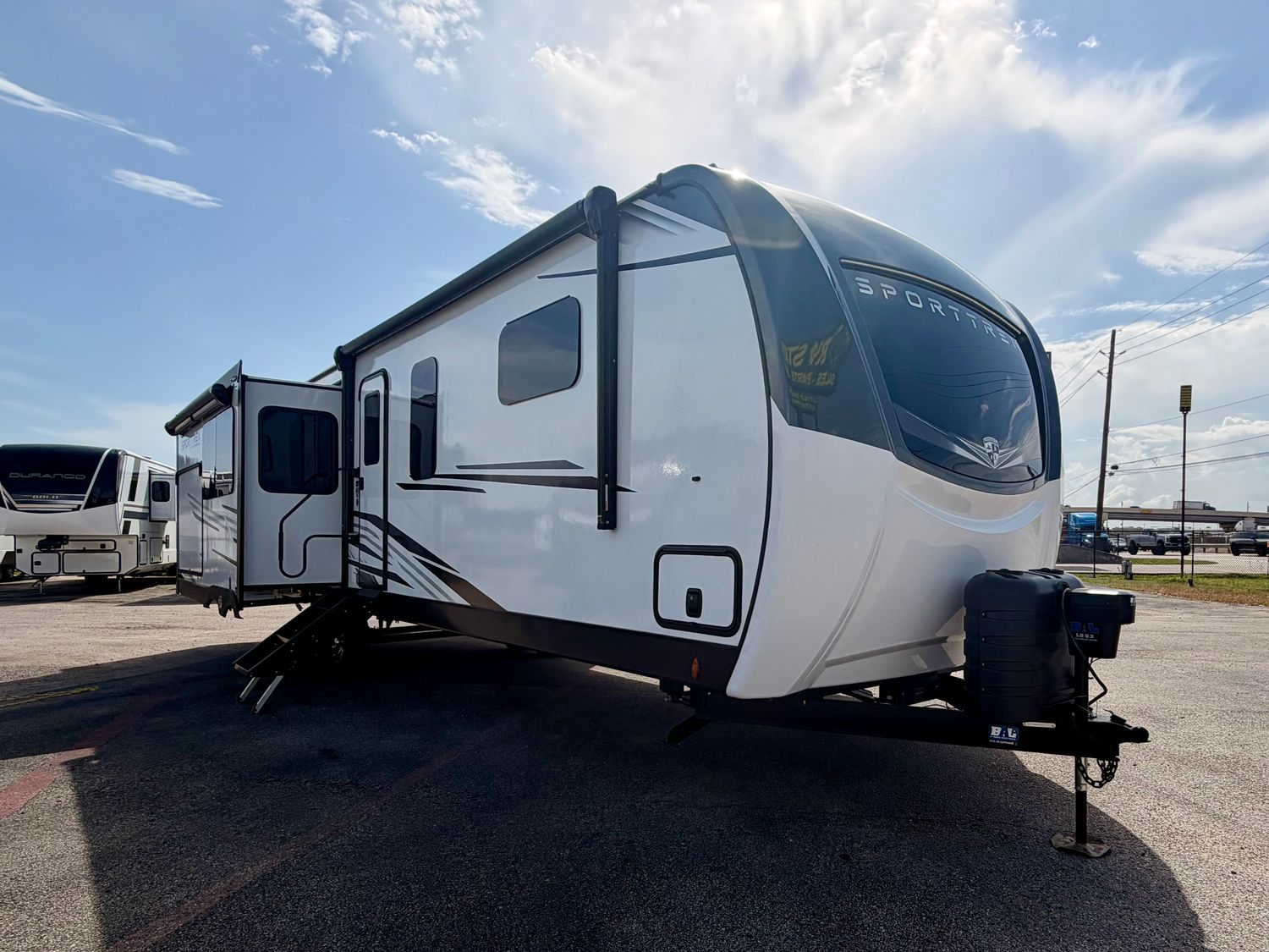 2026 Venture RV SportTrek Touring Edition STT343VIK