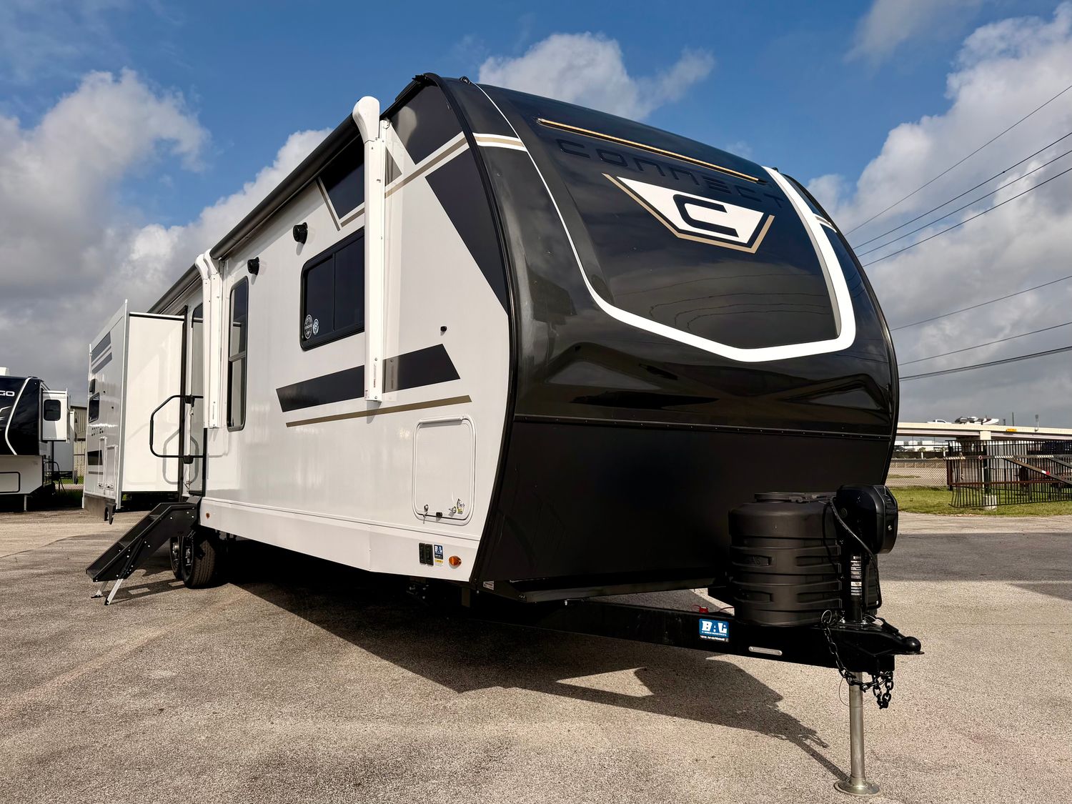 2026 KZ Connect C333RLK