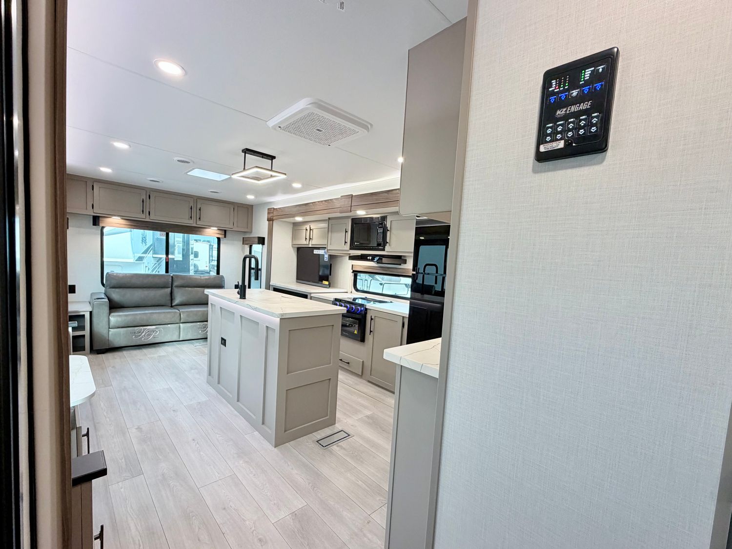 2026 KZ Connect C313MK