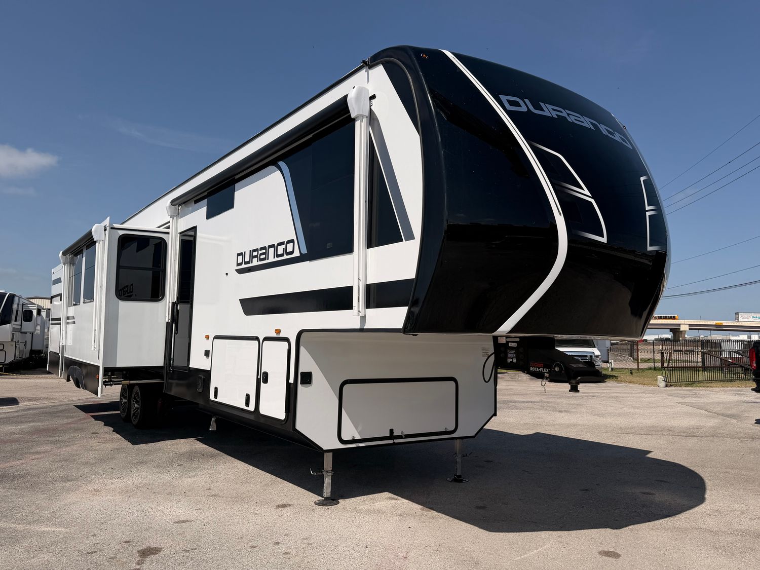 2027 KZ Durango 348BHF