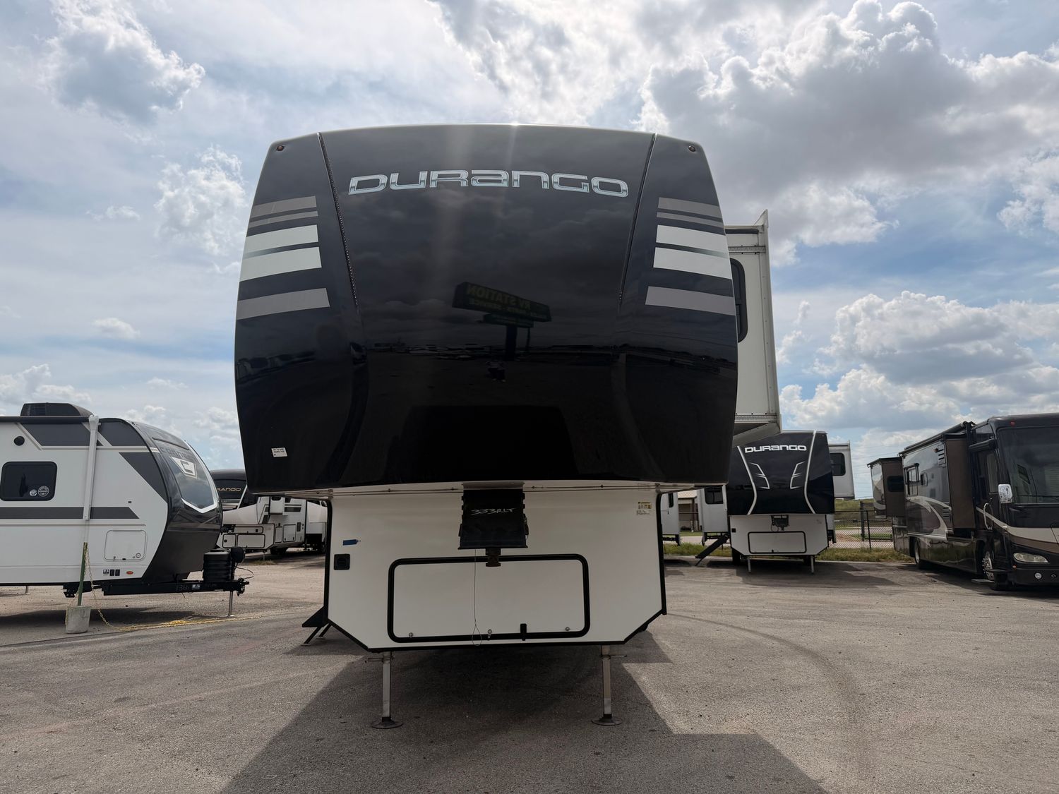 2024 KZ Durango D333RLT