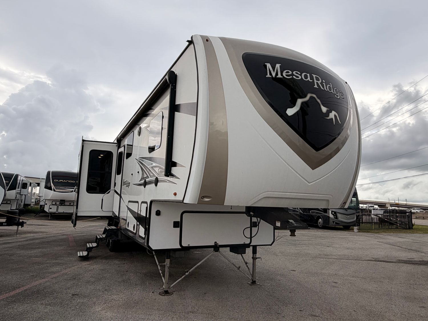 2019 Highland Ridge RV Mesa Ridge 314RLS
