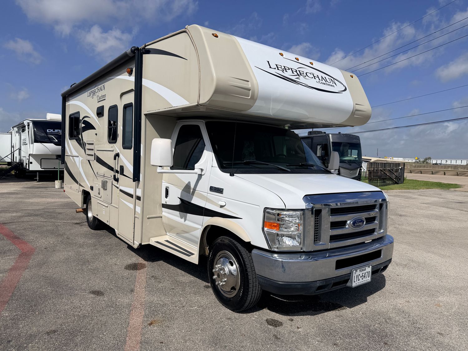 2014 Coachmen RV Leprechaun 220QB Ford 350