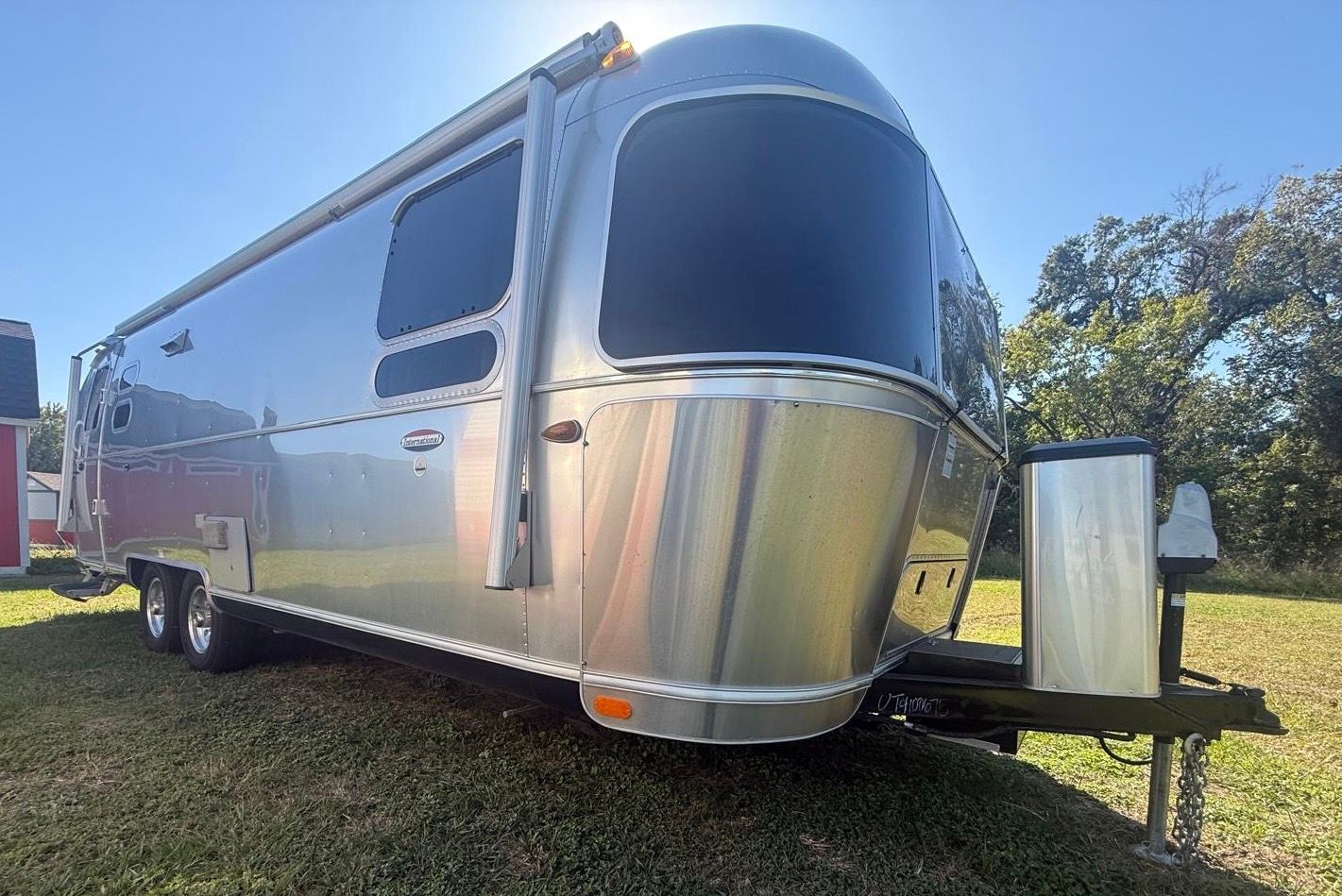 2019 Airstream Serenity 27FB