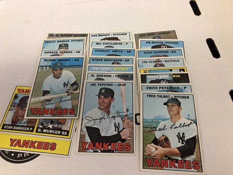 1967 Topps Yankees Team set 22 cards No Mantle or High #&#39;s