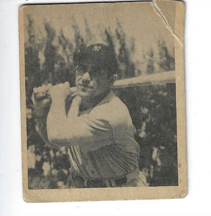 1948 Bowman #6 Yogi Berra