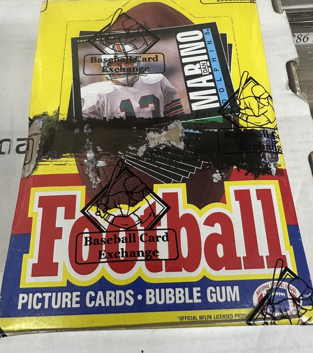 1985 Topps Football Wax Box BBCE Sealed