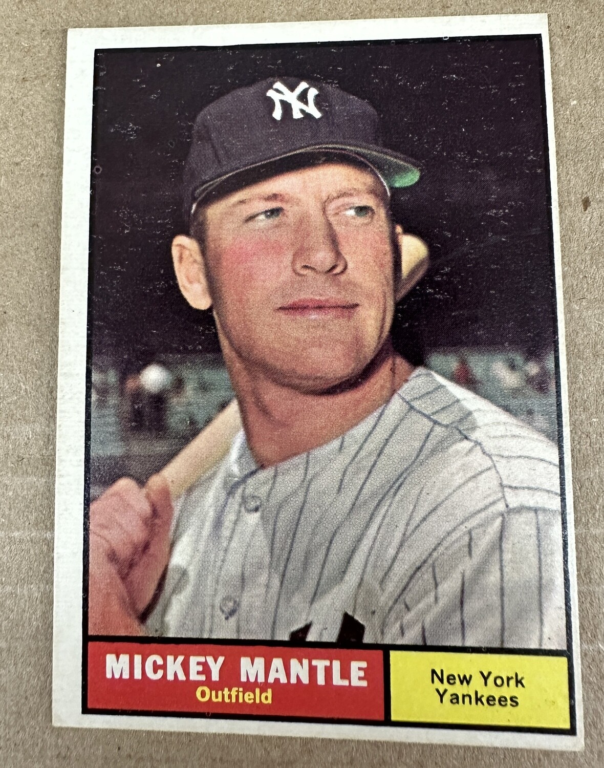 1961 Topps #300 Mickey Mantle Ex+