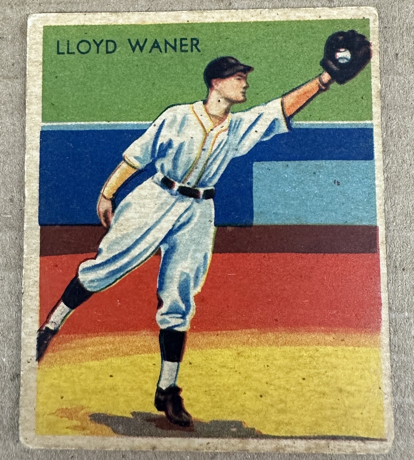 1935 Diamond Star #16 Lloyd Waner VG