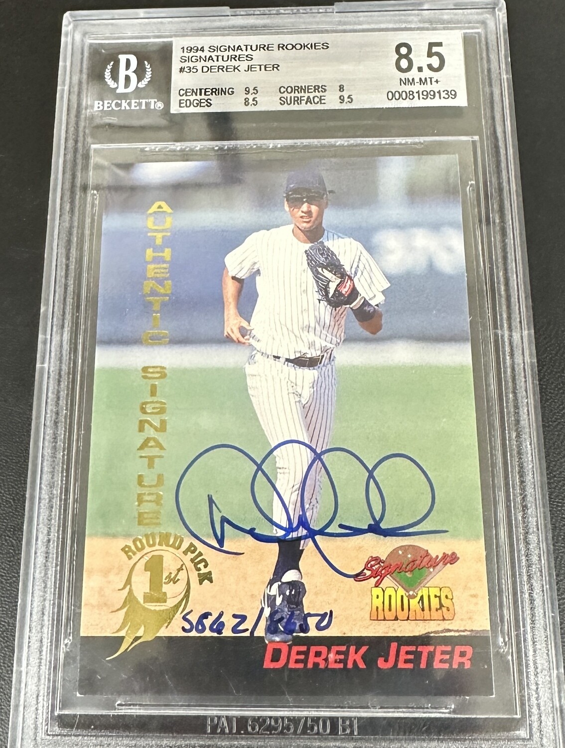 1994 Signature Rookies Derek Jeter Rookie signed Beckett 8.5