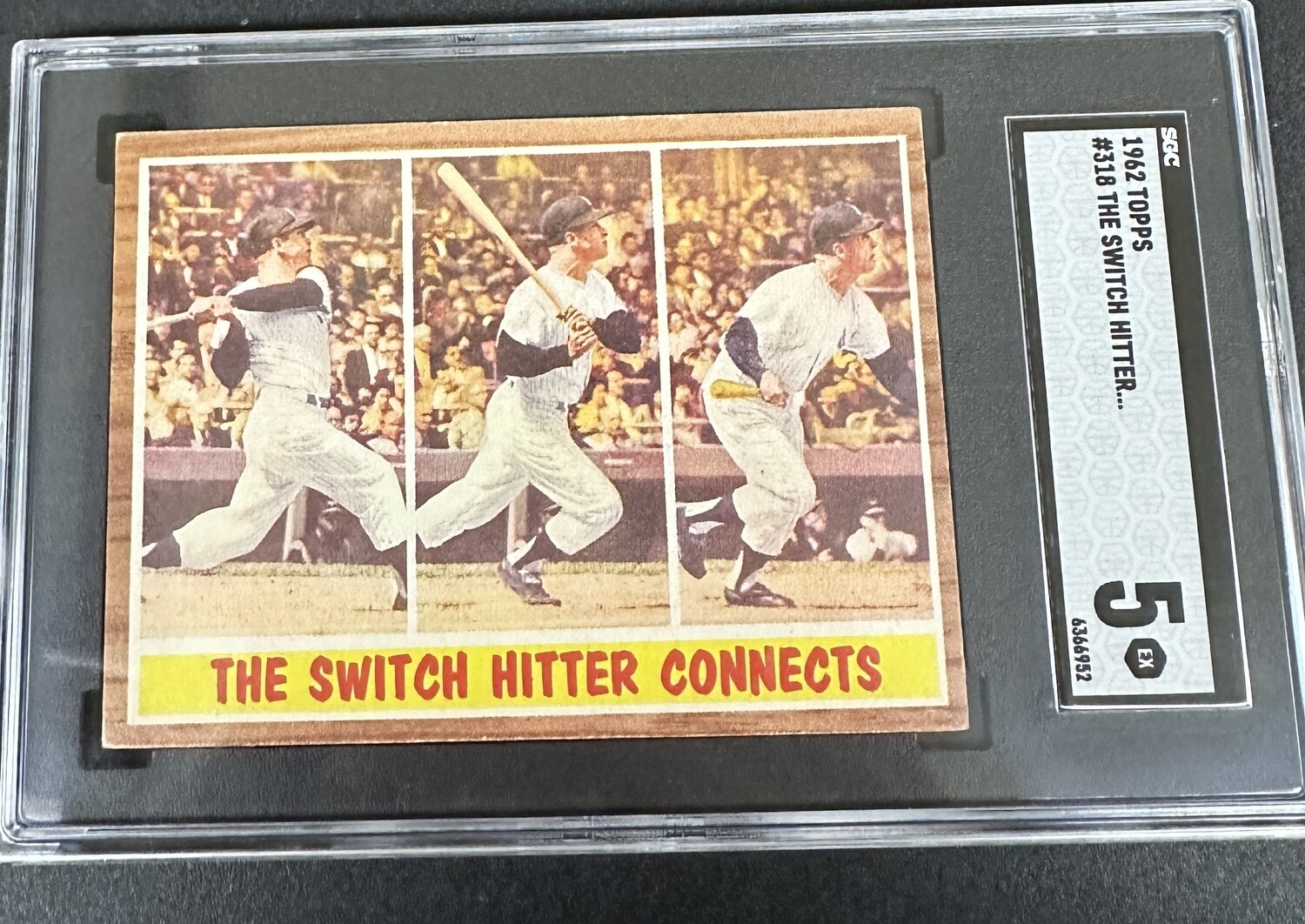 1962 Topps #318 Mickey Mantle In Action SGC 5