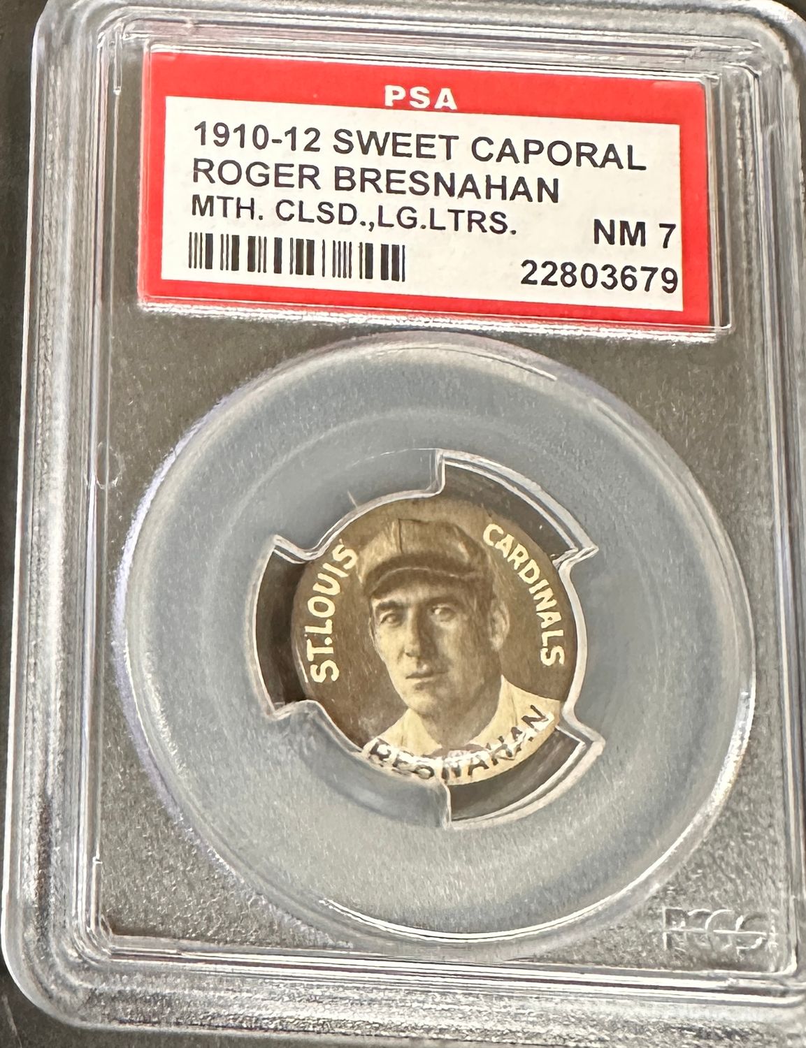 1910-12 Sweet Caporal Pins Roger Bresnahan Mouth Closed Large Letters PSA 7