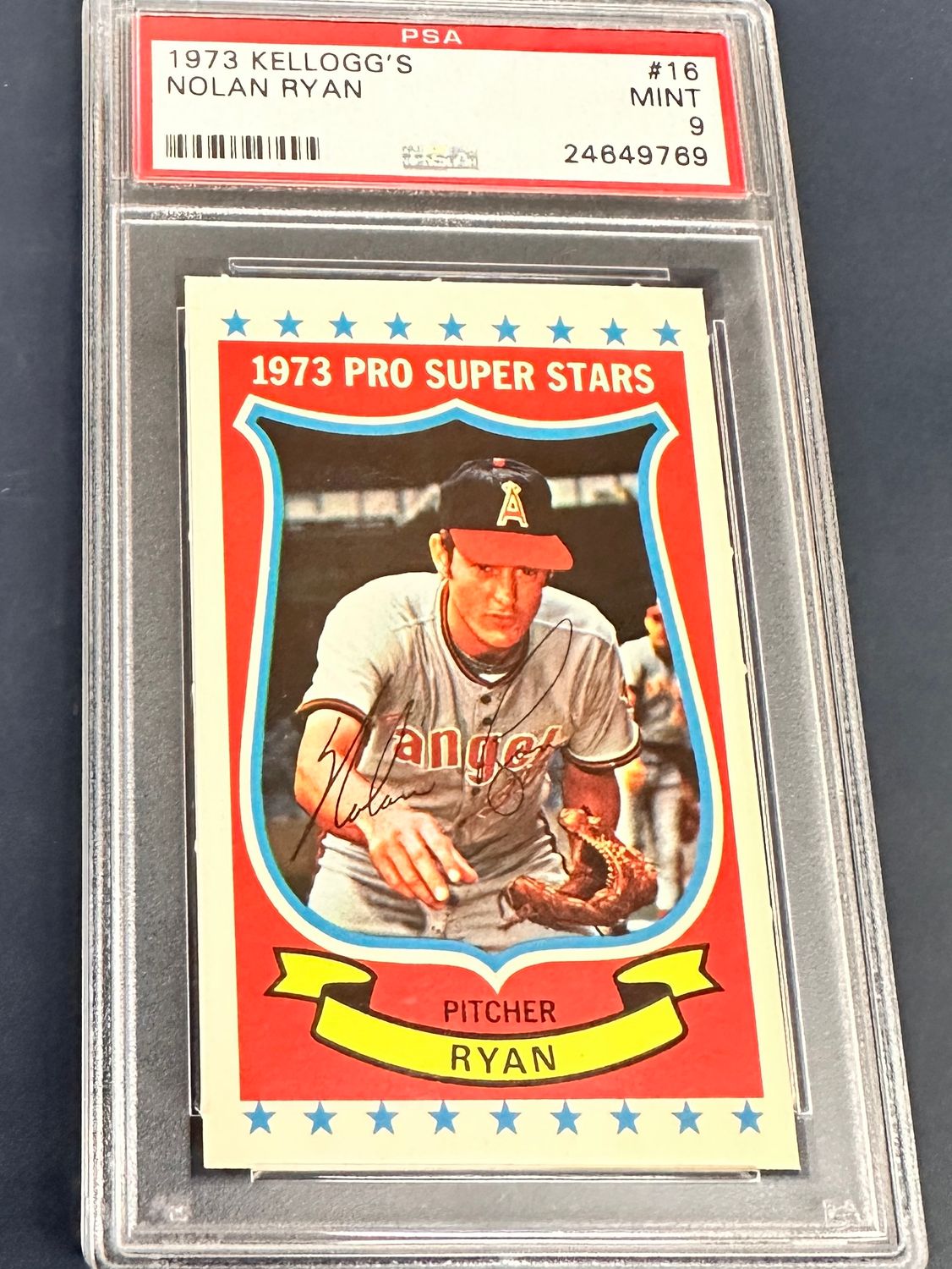 1973 Kelloggs #16 Nolan Ryan PSA 9