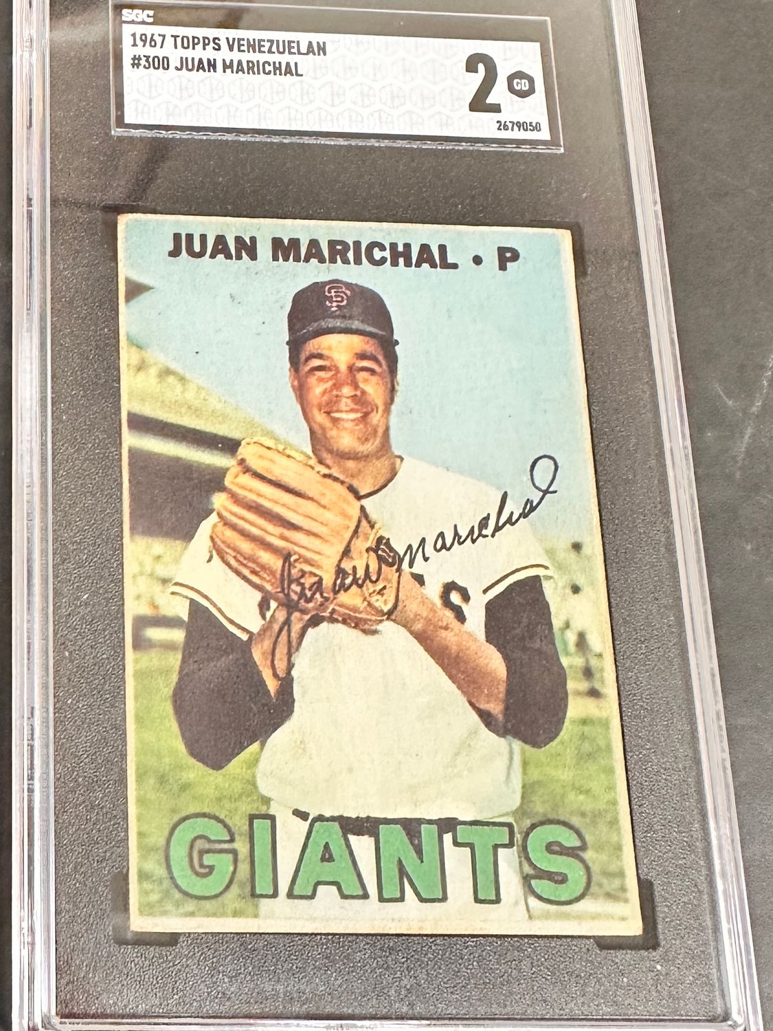 1967 Topps Venezuelan #300 Juan Marichal SGC 2