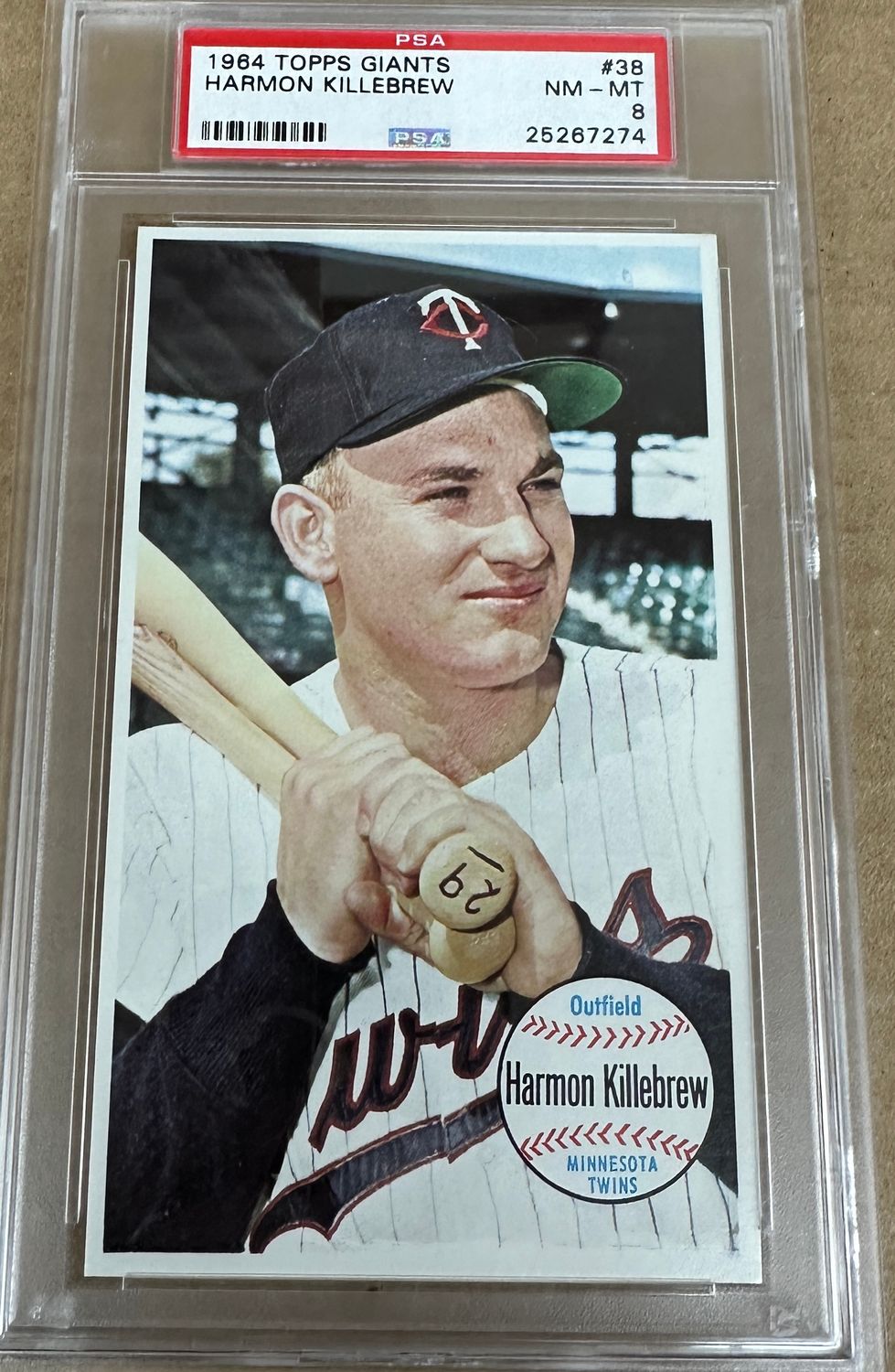 1964 Topps Giants #38 Harmon Killebrew PSA 8