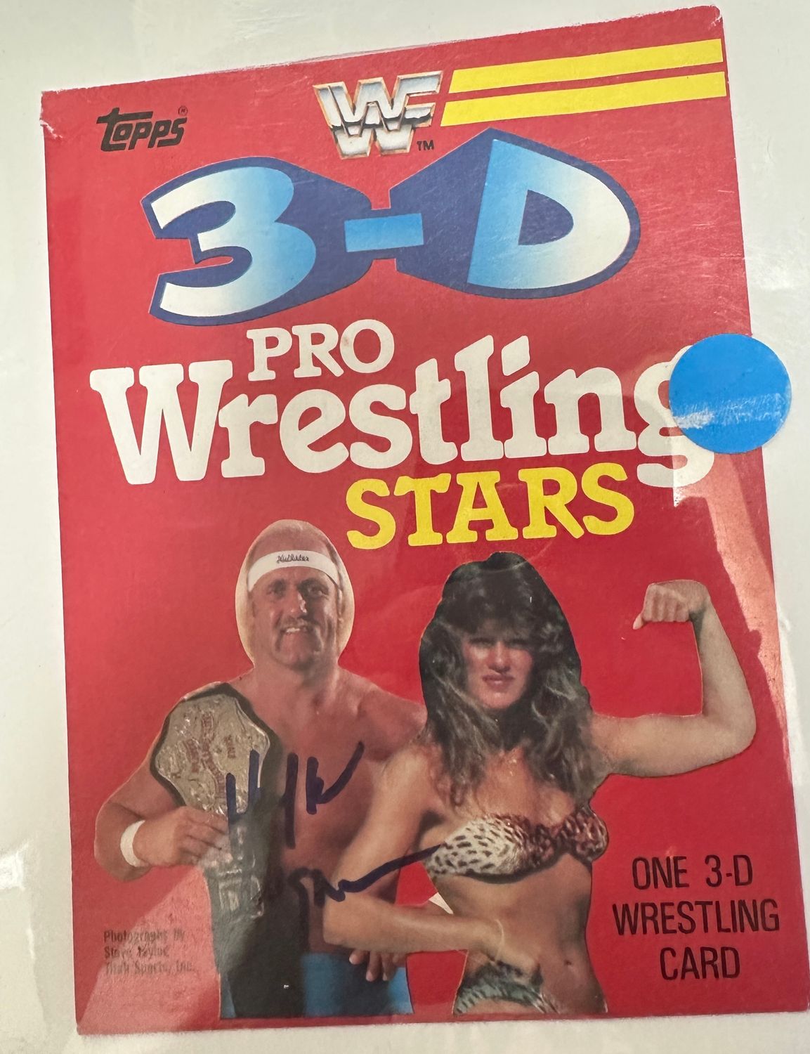 Hulk Hogan Autograph on 1985 Topps WWE Wax Pack Wrapper Beckett Authenticated