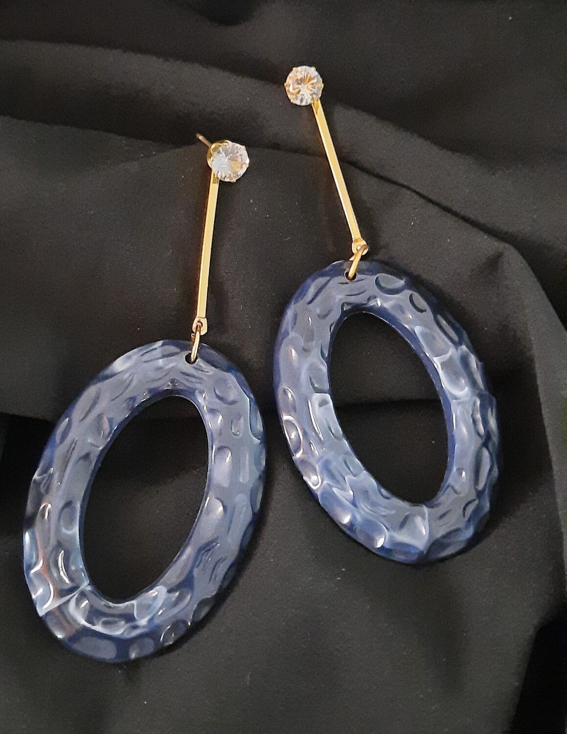 Dangling Oval Earrings - Navy Blue (Shaded)