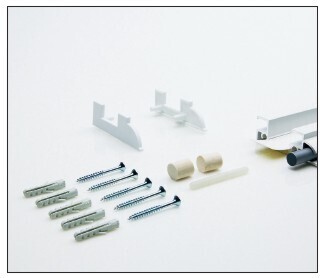 Adapterset zur Aufhängung der Tafeln ins 2-Kanal-Schienensystem
(Die Tiefe der Tafel muss 20 mm betragen)