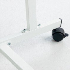 Fahrbares Stativ für Tafeln ab einer Breite von 140 bis 250 cm