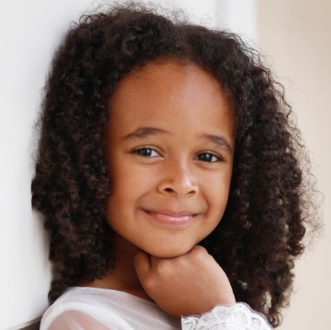 Nayeli A.