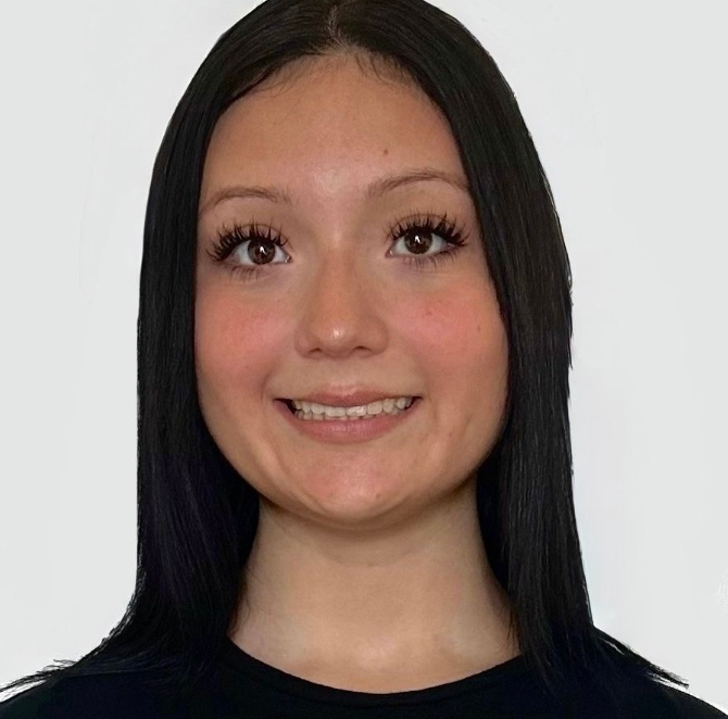 Paula F.