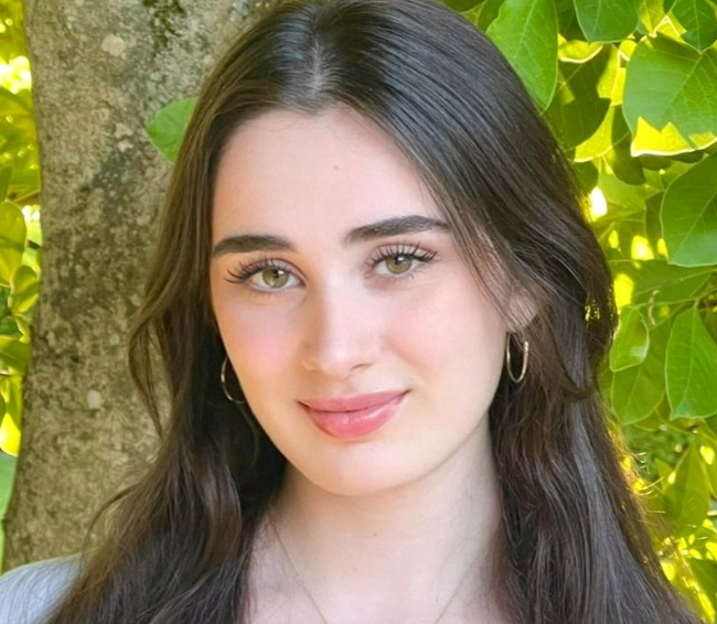 Isabella C.