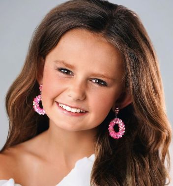 Alli M.