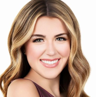 Chloe W.
