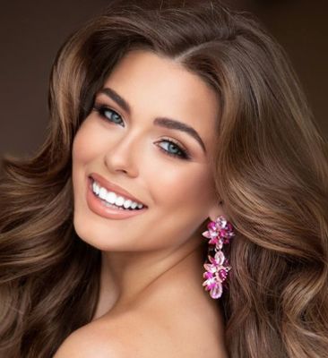 Annamaria T.
