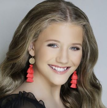 Chloe D.