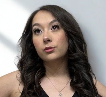 Reina G.