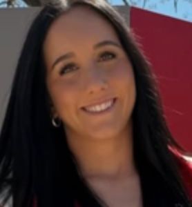 Eva C.