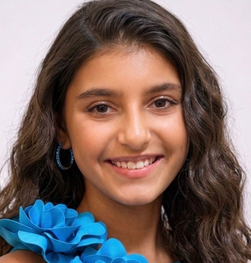 Bella R.