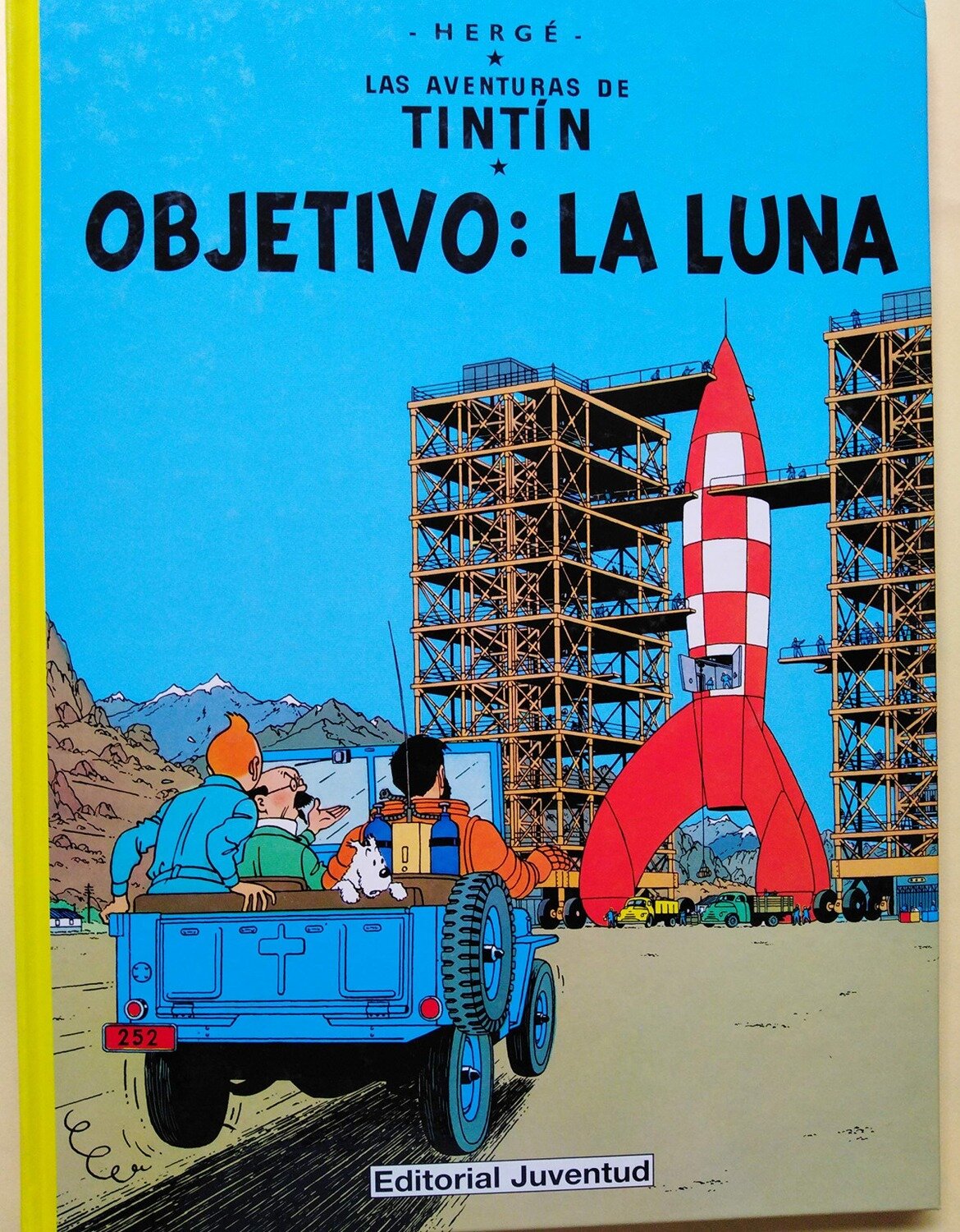 C- Objetivo la luna (TinTin)