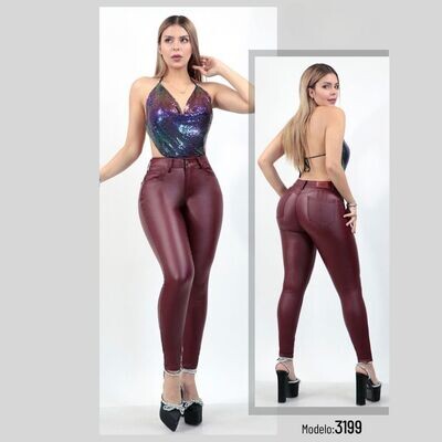 Pantalón Vinipiel Skinny para Dama en Color Tinto - Mayoreo Pantalón Vinipiel Skinny para Dama en Color Tinto - Mayoreo