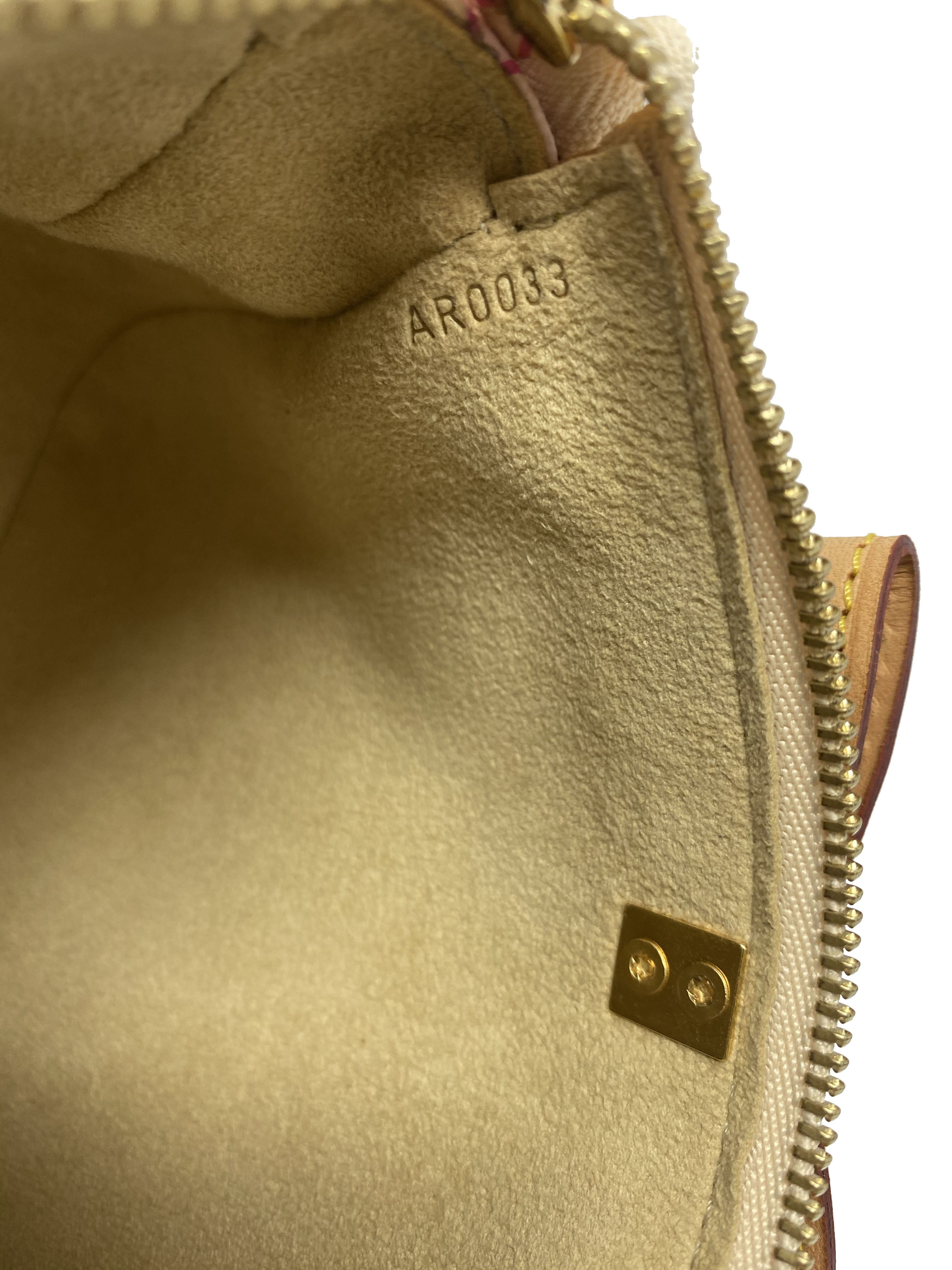Louis Vuitton Murakami Cherry Pochette (SL1024) – Luxury Leather Guys