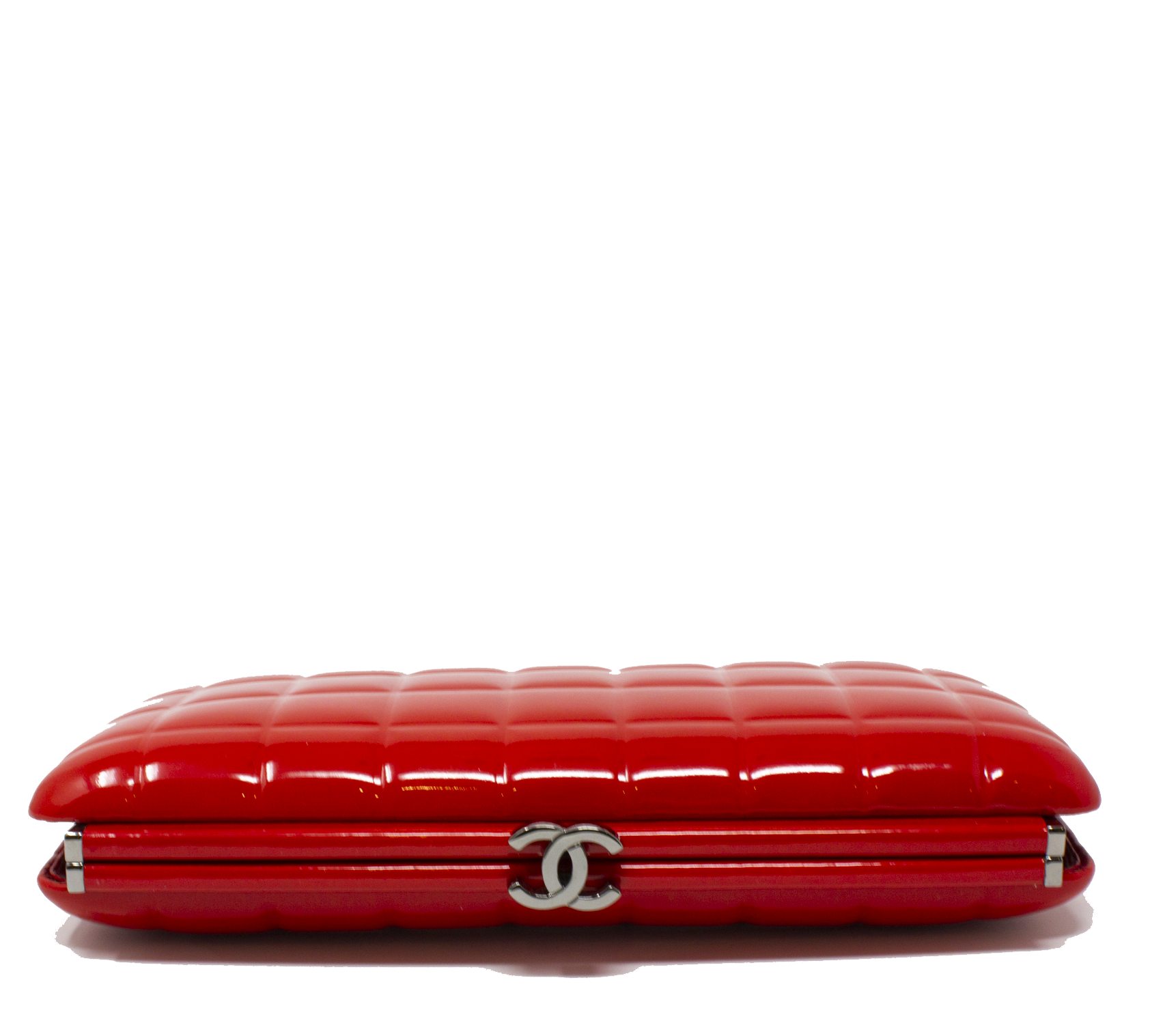 CHANEL, RED LIMITED EDITION CHOCOLATE BAR HEART CLUTCH IN PERSPEX WITH  GOLD TONE WRISTLET CHAIN, 2002/2003, Handbags and Accessories, 2020