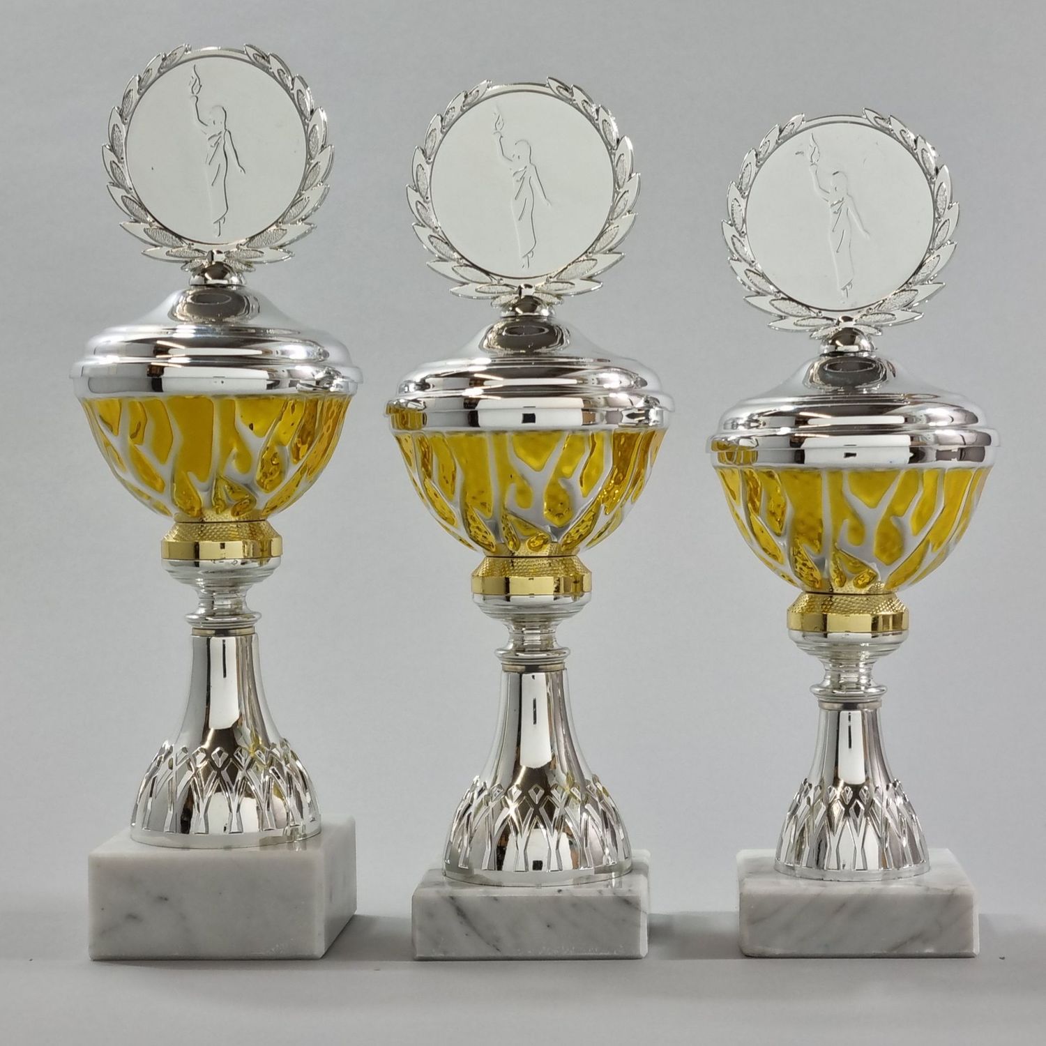 Pokalserie 771/1-3, gold-silber