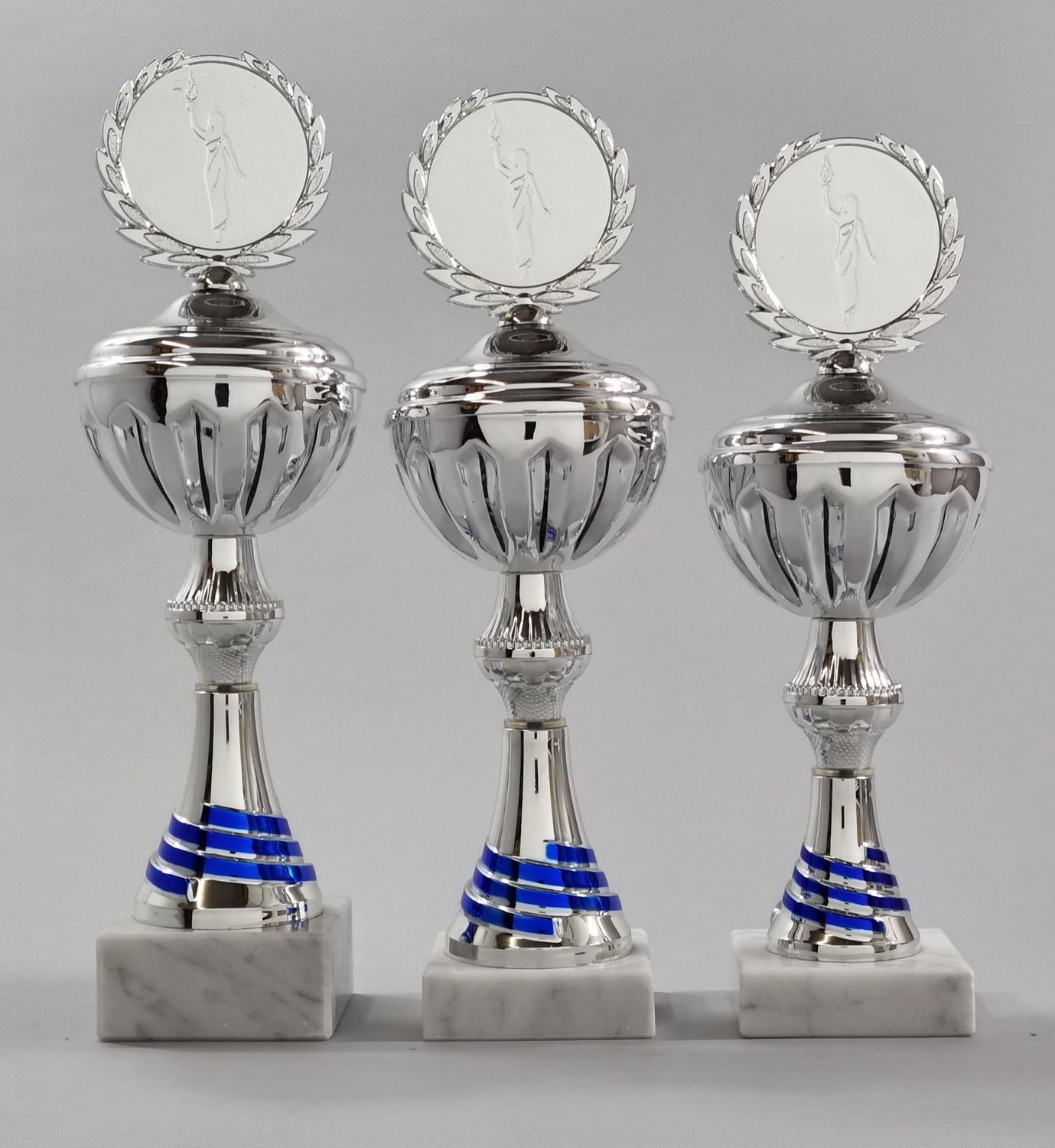 Pokalserie 773/1-3, silber-blau