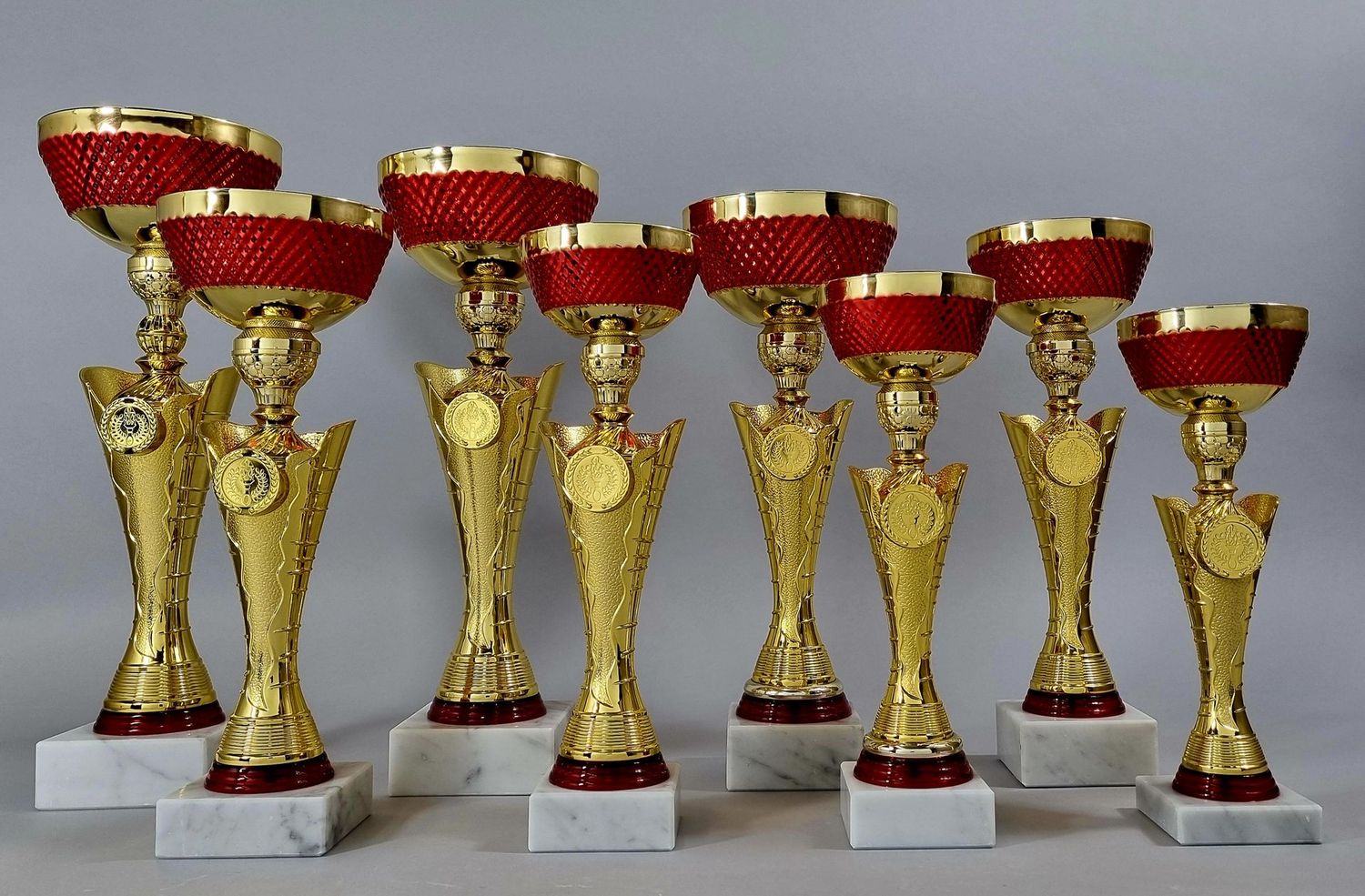 Pokalserie gold-rot mit Marmorsockel 809/1-8