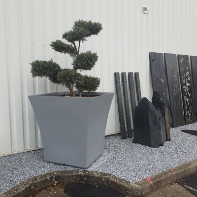 Pot Vogue carré 800 + pieds réglable